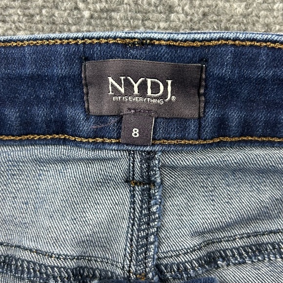 NYDJ Marilyn Straight Jeans Size 8 Denim Lift Tuck Technology - Picture 4 of 7